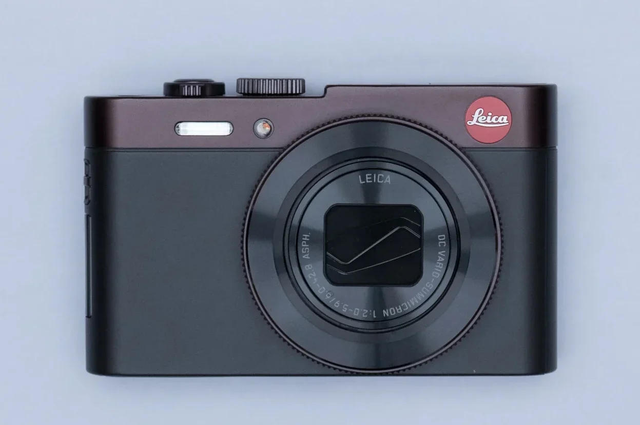 Leica C front