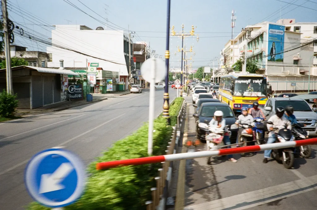 Holding up traffic, Olympus XA3