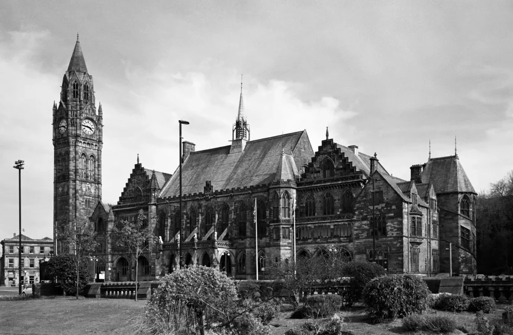 Years ago town corporations and wealthy toffs liked to show off with huge fancy town halls and Rochdale's certainly does that.