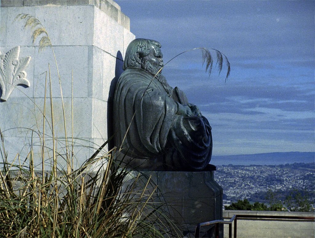 Minolta Autopak 460 Tx images of bronze at Dunedin's Lookout Point taken with telephoto lens.