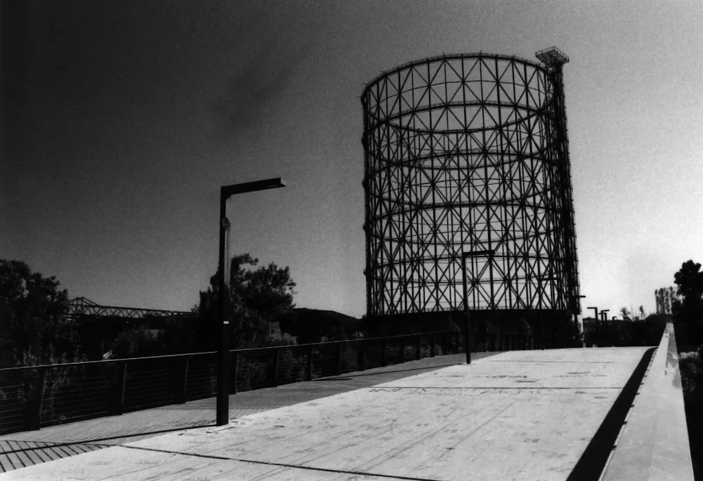 Gazometro EOS 600 BW pictures