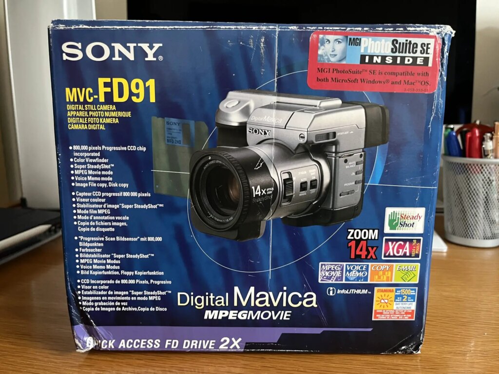 MVC-FD91 camera box