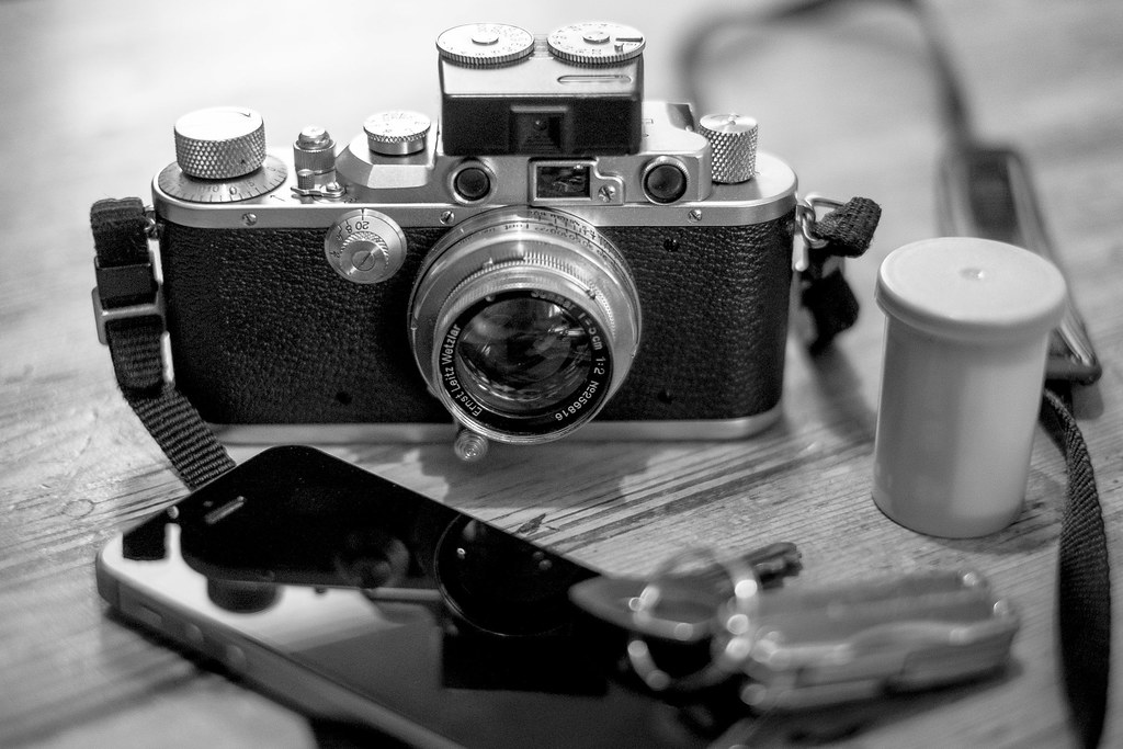 Leica iiia & summar