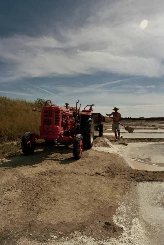 Salt tractor