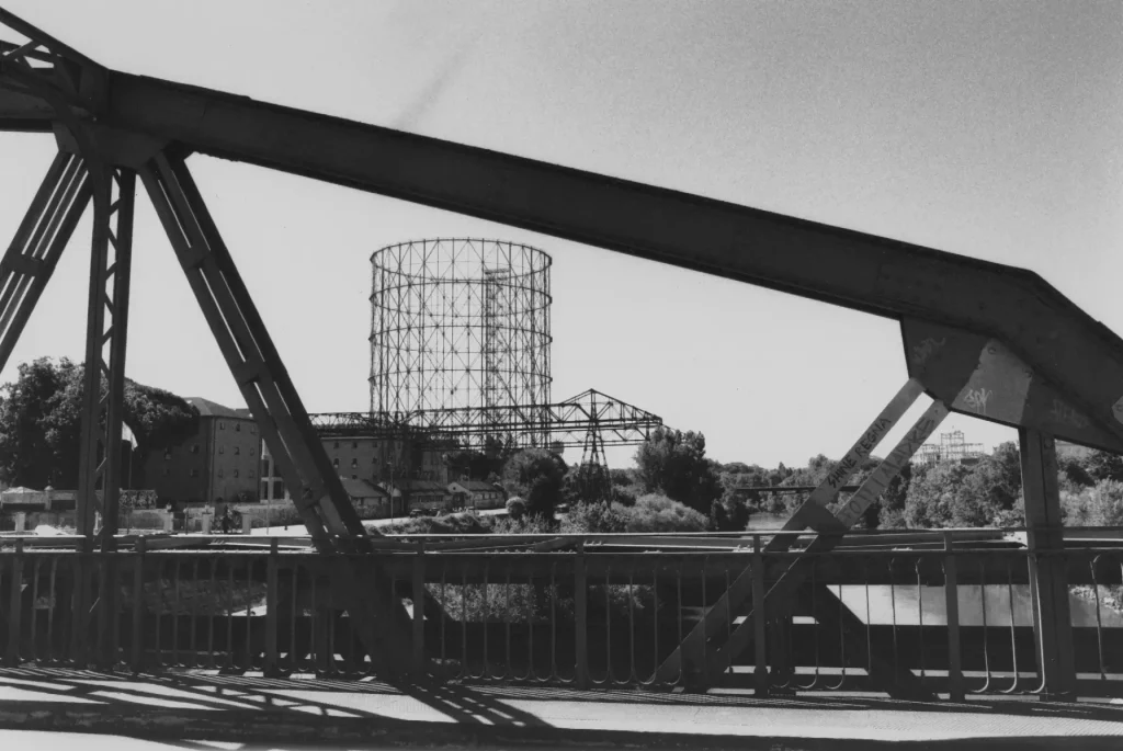 Gazometro EOS 600 BW pictures