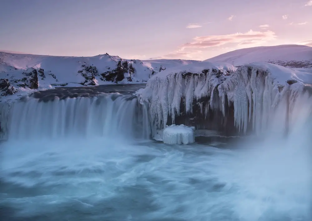 frozen waterfall in iceland 