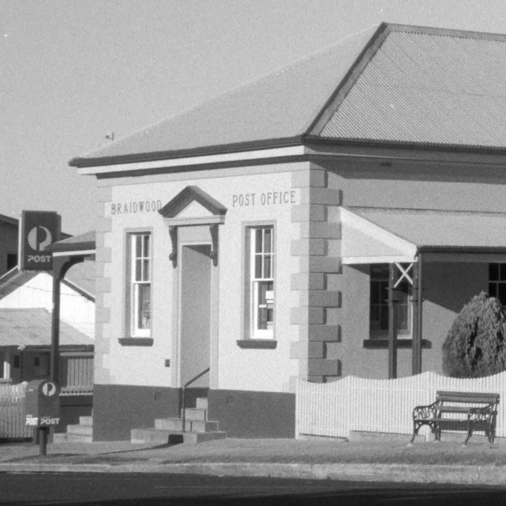 Braidwood Post Office edge crop