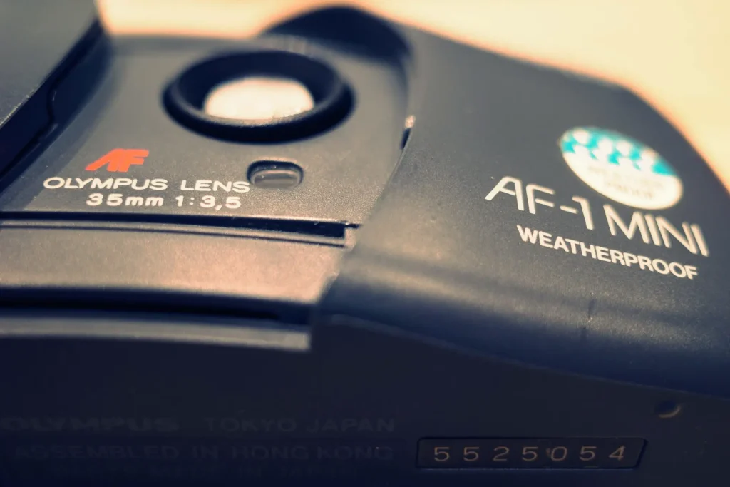 Olympus AF-1 Mini lens detail
