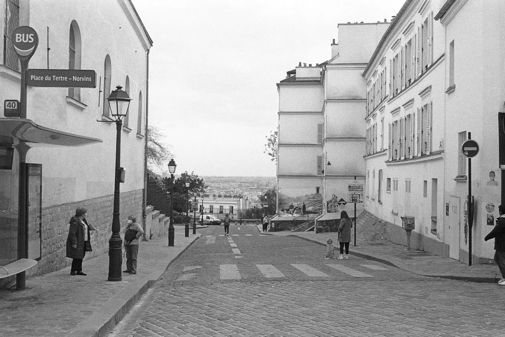 Street view of Paris