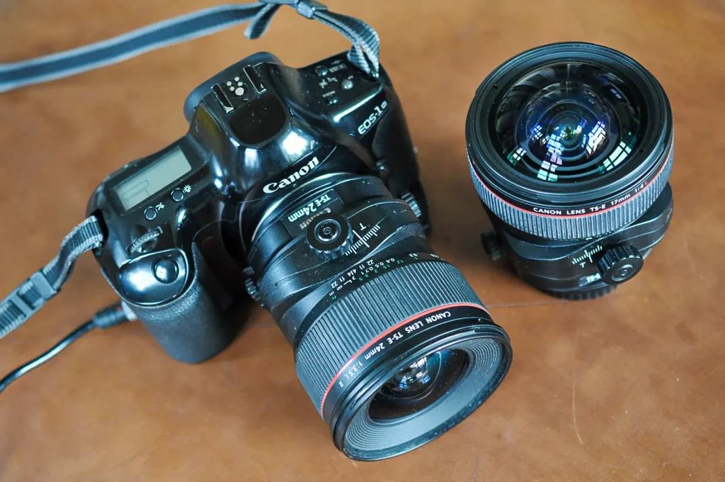 Canon EOS 1N SLR camera equipped with a 24 shift lens
