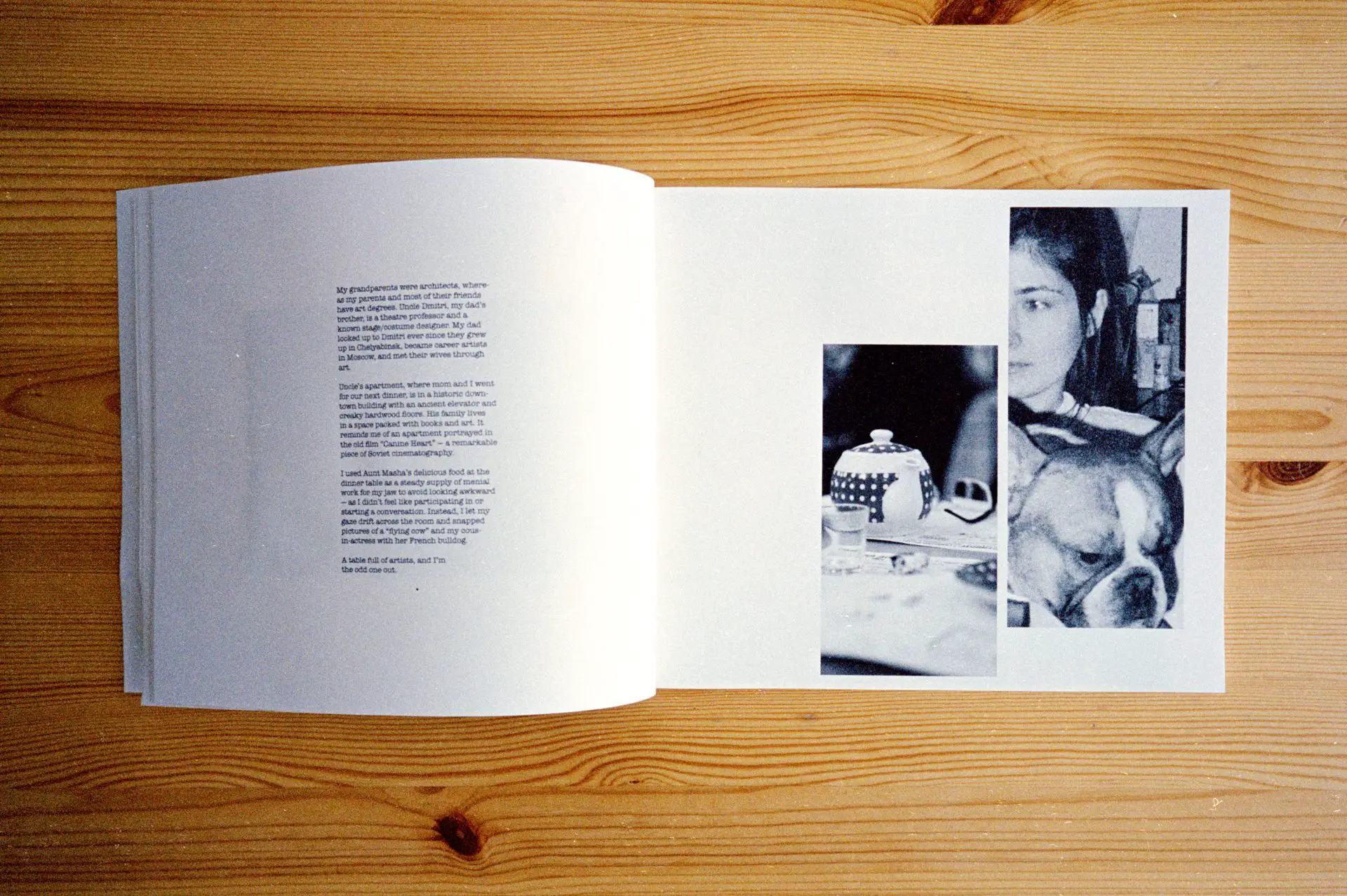 Photo book's text/photo page layout