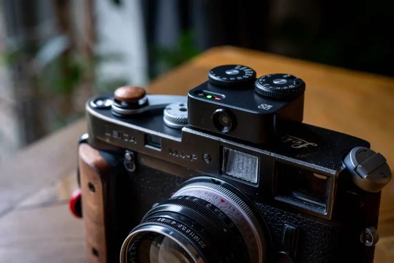 Doomo Meter D Light Meter Review the "Analogue" Experience 35mmc