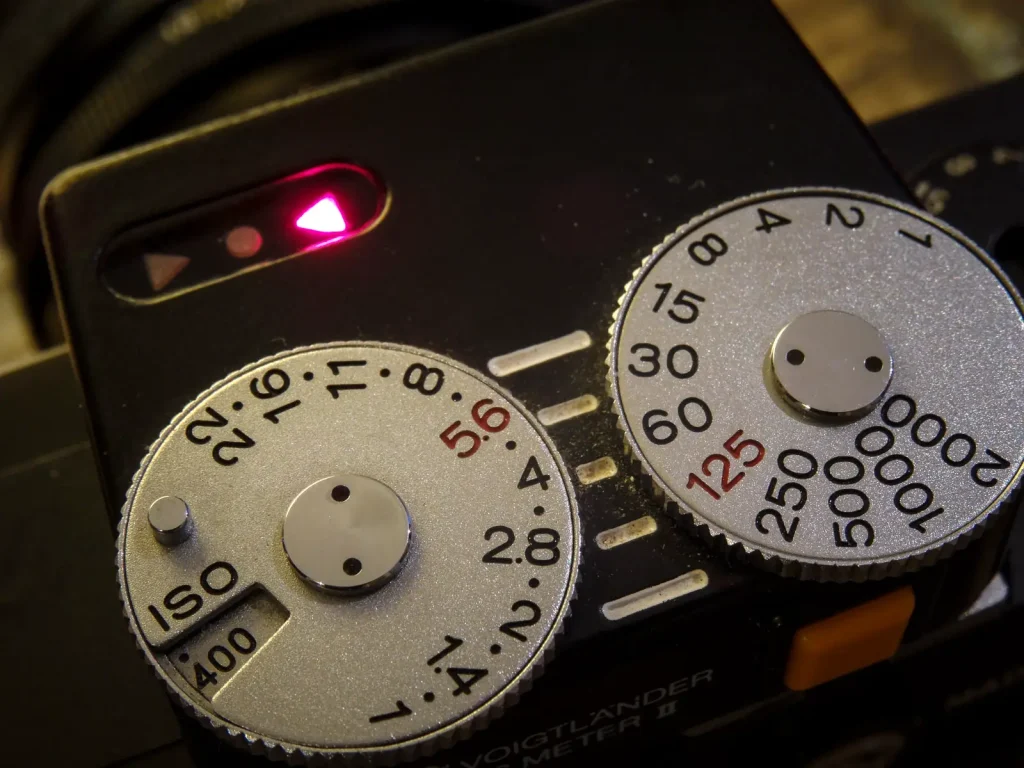 Voigtlander VCii light meter - underexposure 