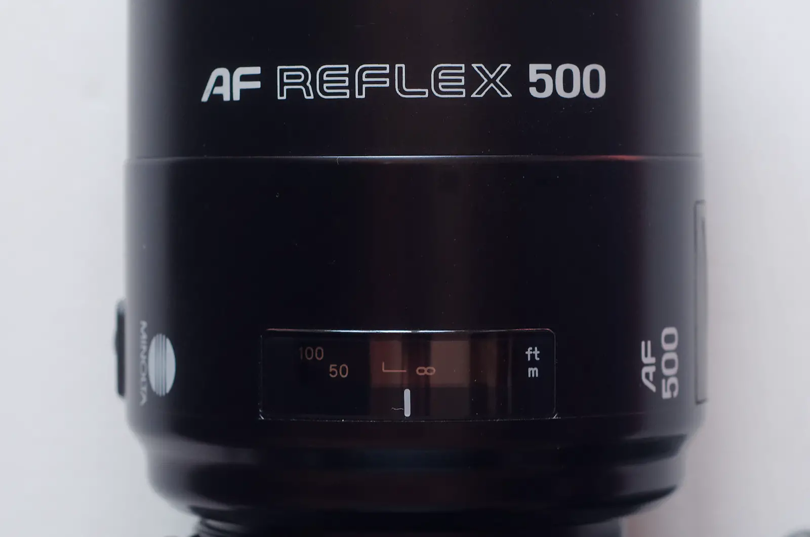 Minolta AF Reflex 500 Review - Letting the CAT Out of the Bag