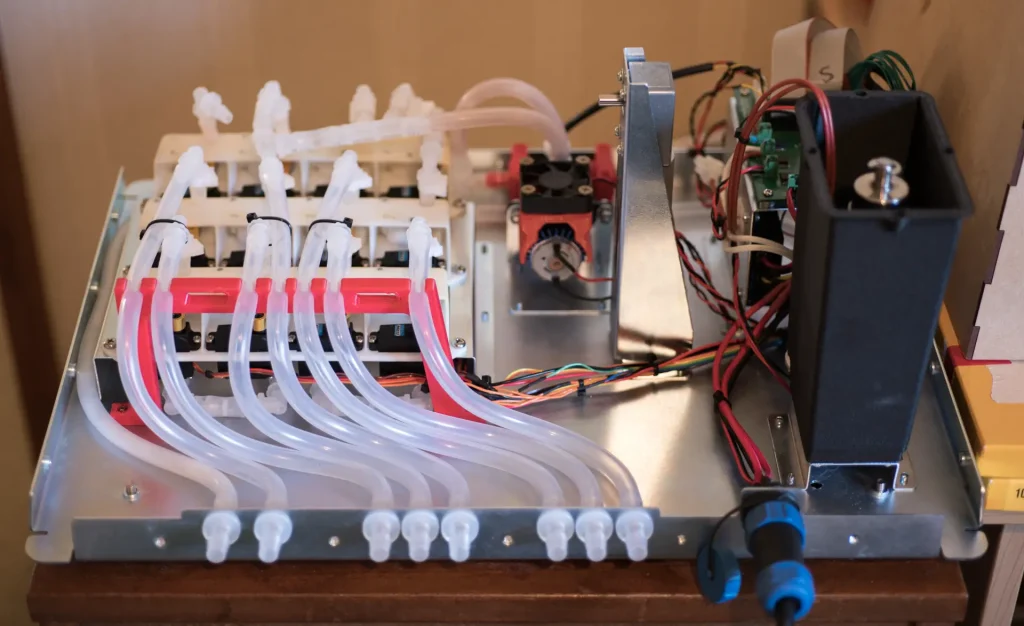 Chromabox-4 developing machine internal components