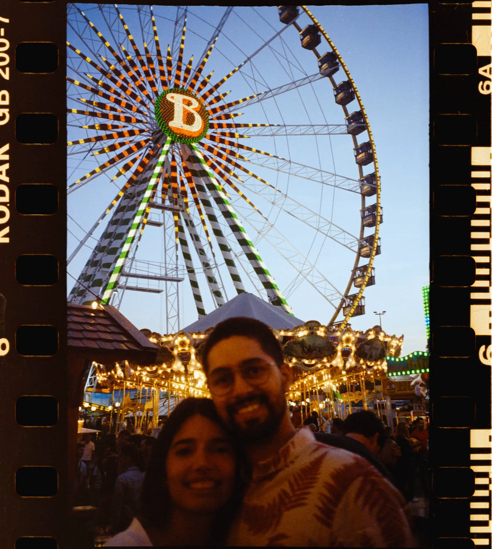 Portrait in front of the Ferris wheel