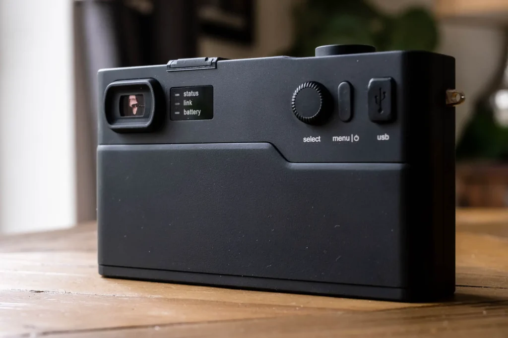 Pixii - A screen-less digital rangefinder 