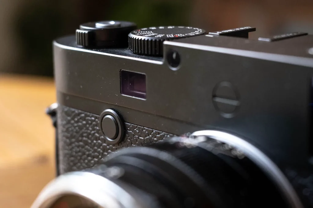 Leica M10-P front button