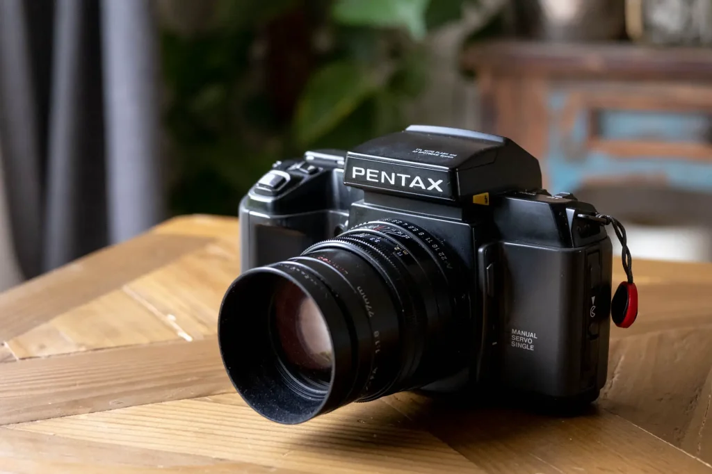 Pentax SFX and 77mm ltd lens