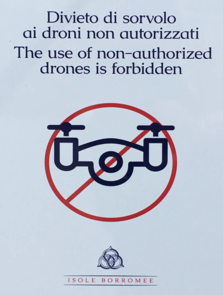 "No drones" sign