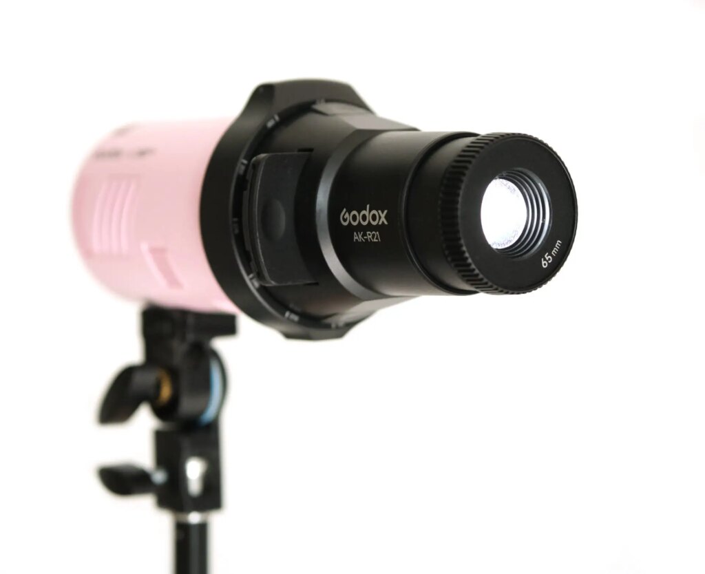 Godox AK-R21 Proiettore Flash Con Snoot Conico E Lente Ottica Per Speedlite - Adattabile A Testa Fresnel Rotonda E Normale, Per Flash Godox TT685II, AD200PRO, V860III, V1