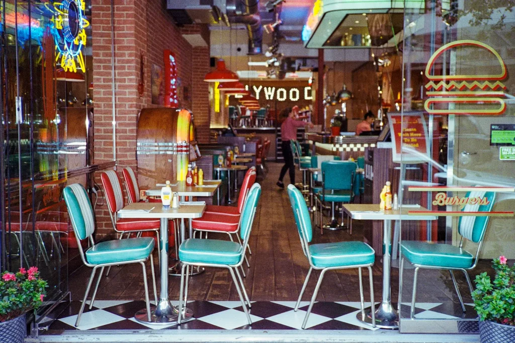 Canon SureShot Autoboy AF35MII photo of diner chairs