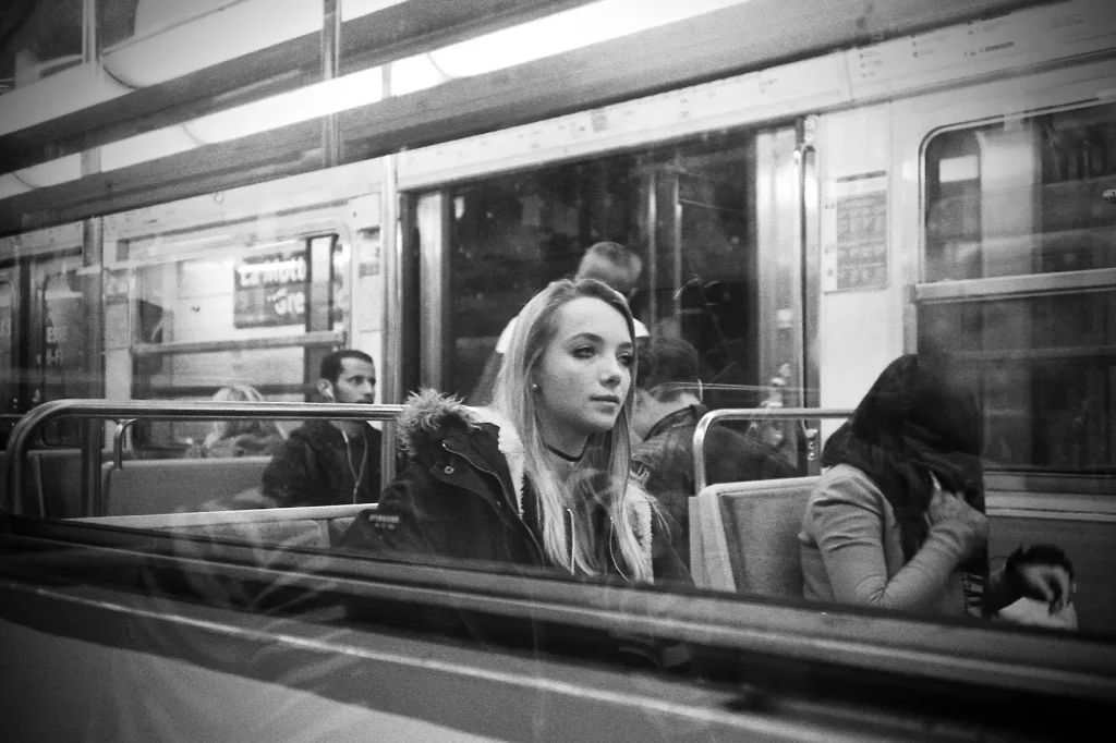 Metro - Paris (2017) - Olympus mju I - 35mm compact camera