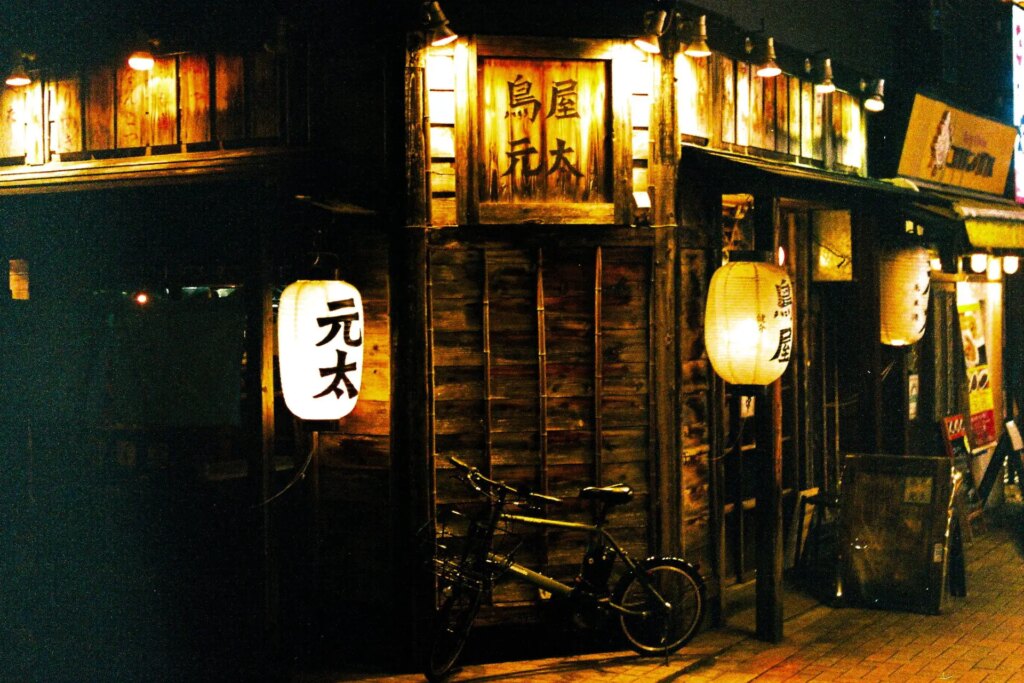 Drinking area near Tamachi, Tokyo. Leica iiig, Elmar, Portra 400.