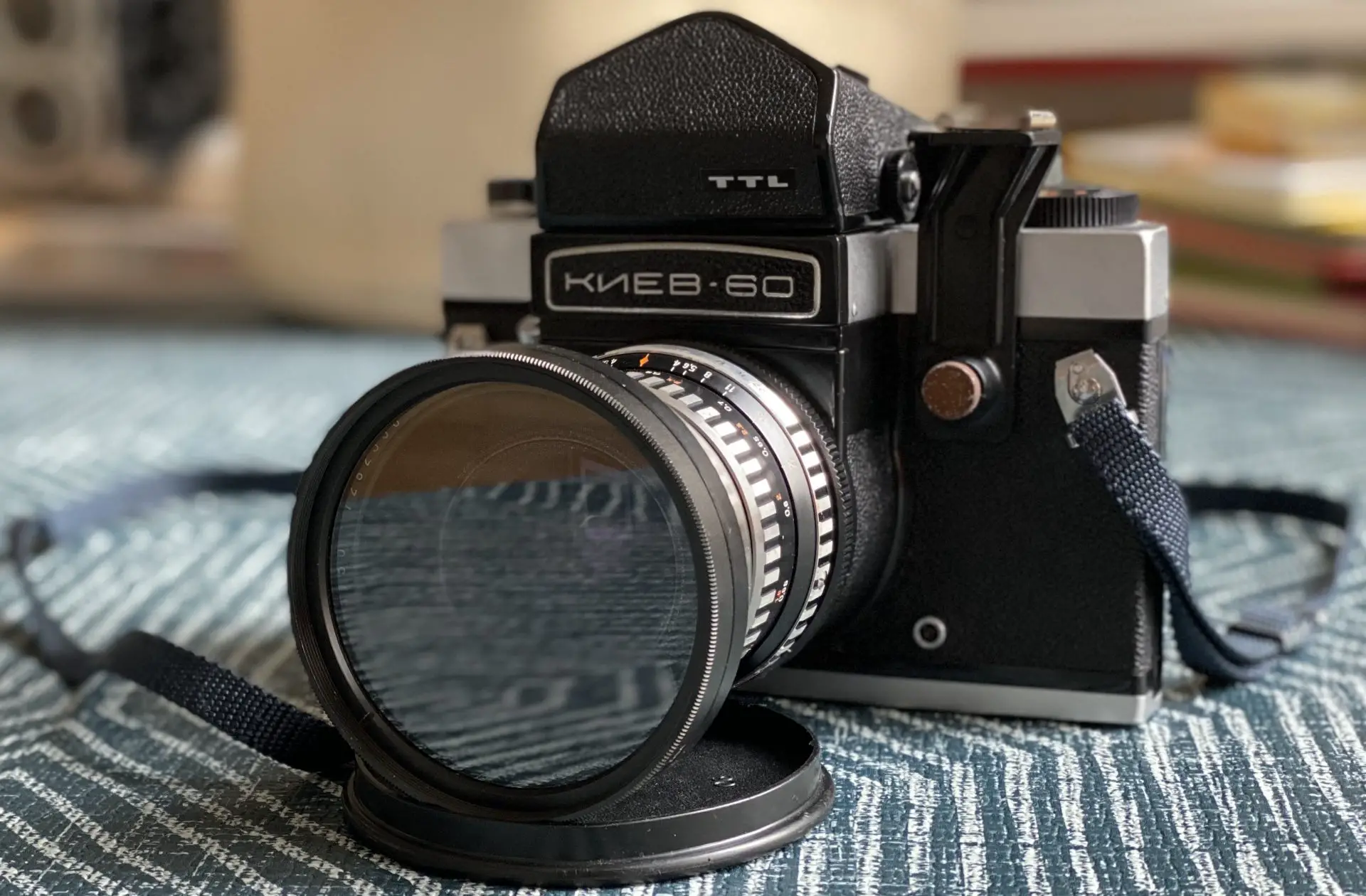 Kiev 60 TTL - Medium Format SLR Review - By Michael Elliott - 35mmc