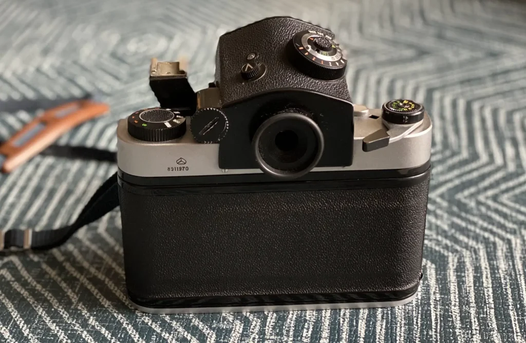 Kiev 60 SLR with pentaprism attached, rear view.