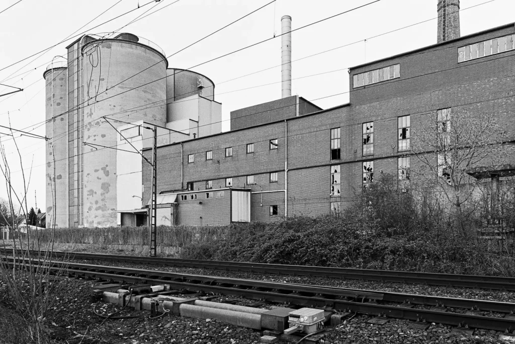 Black-and-white image of the abandoned sugar factory located in the village Weetzen near Hannover, Germany.