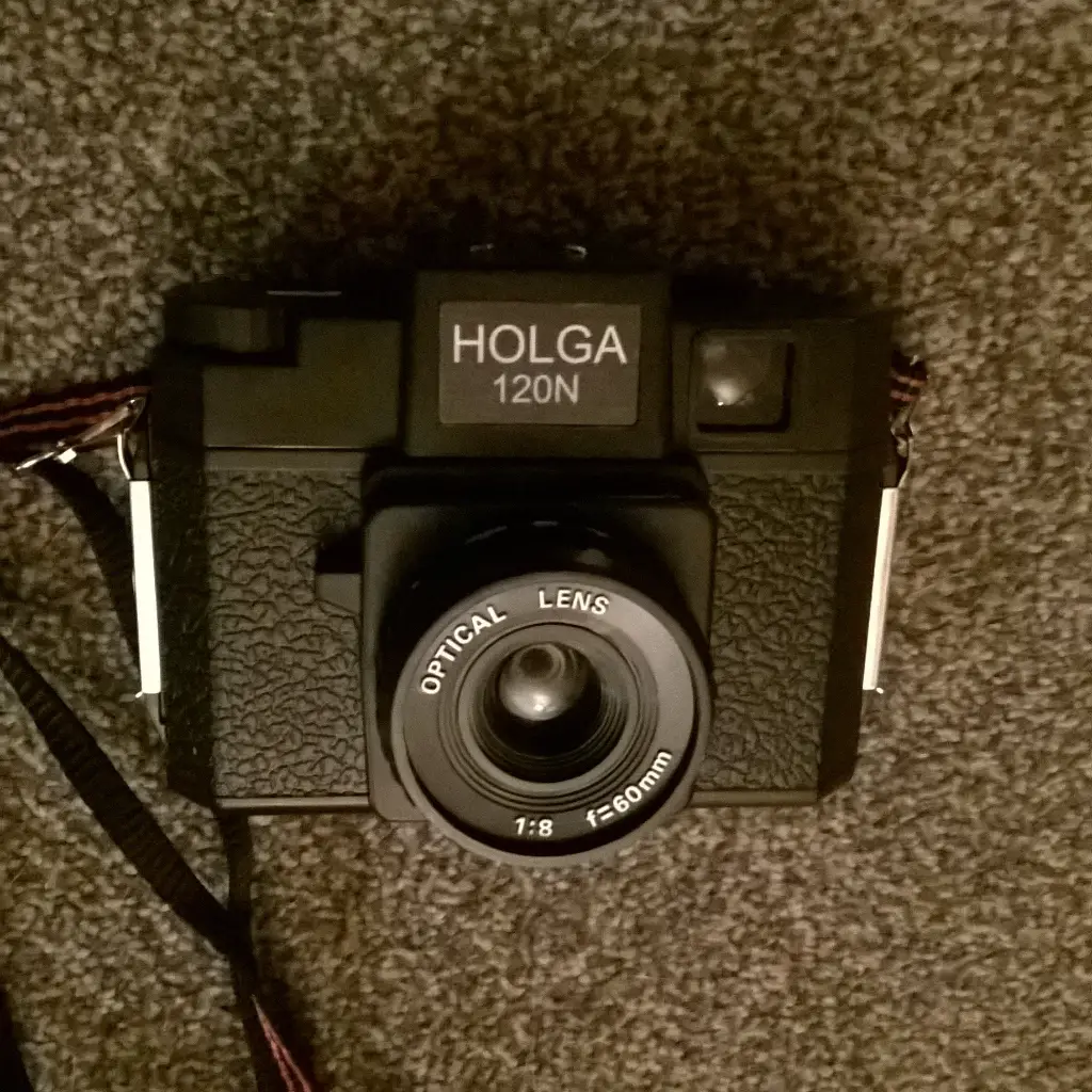 Holga 120N