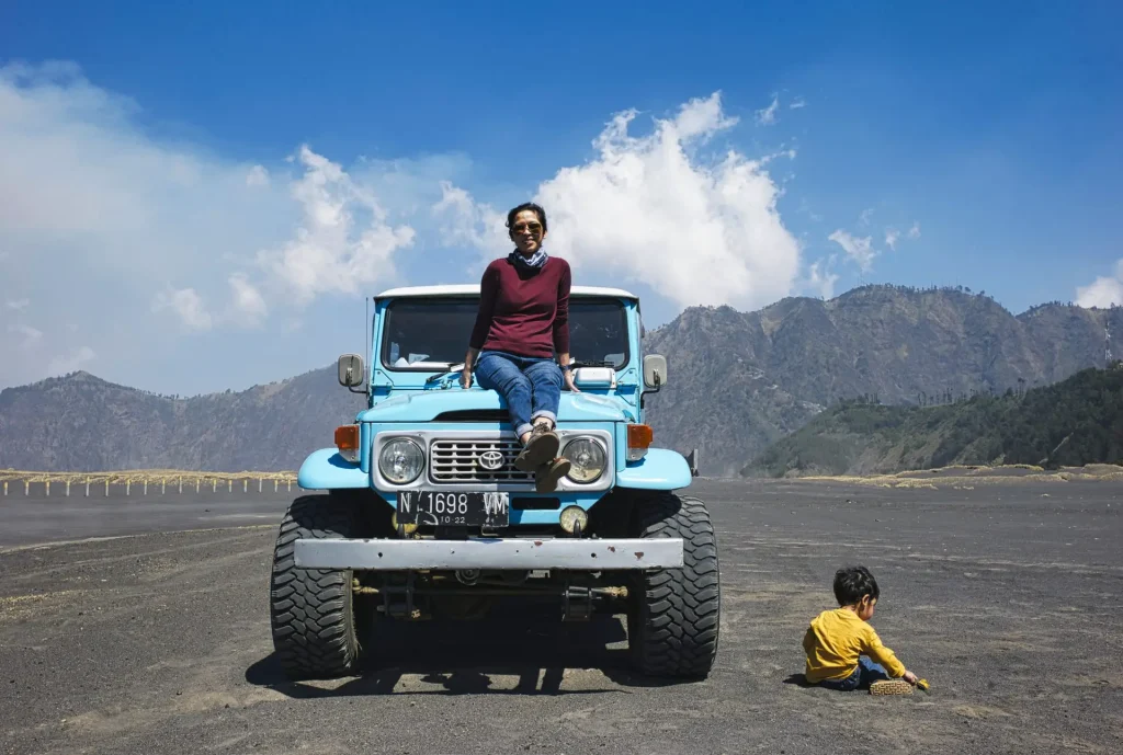 4x4 in the sand