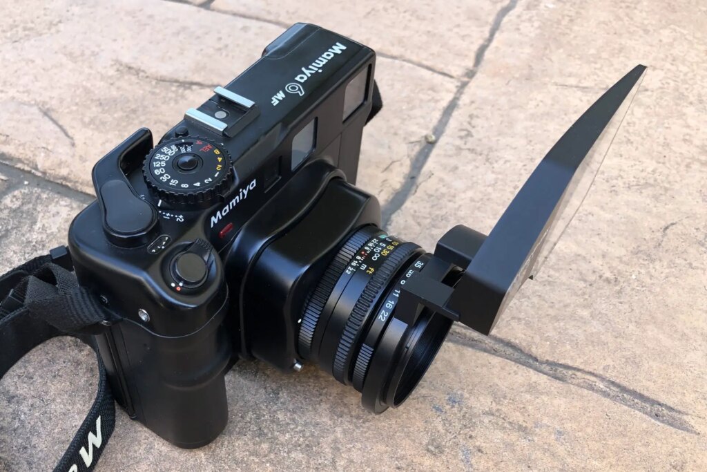 Mamiya 6MF with close-up lens - side view