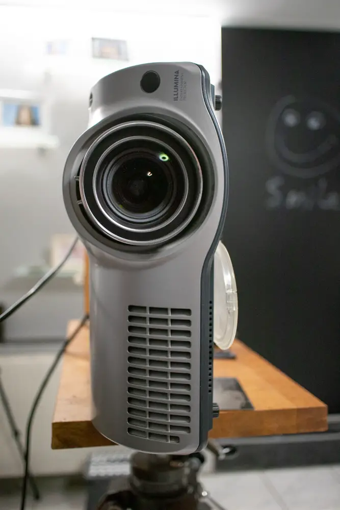 video projector from a friend . thanks a lot Wolfgang!