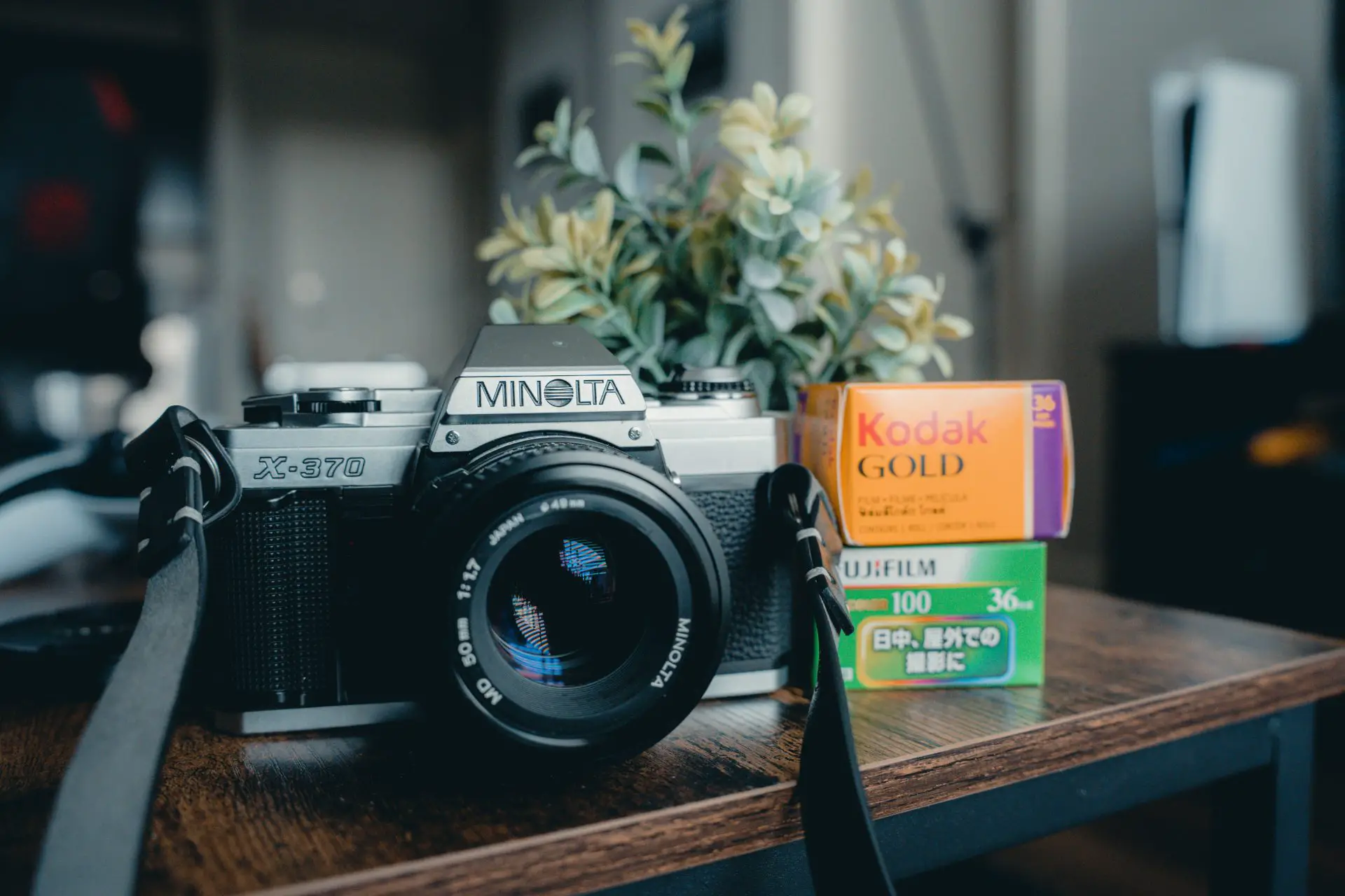 Photo of 5 Frames with the Minolta X-370 in Las Vegas