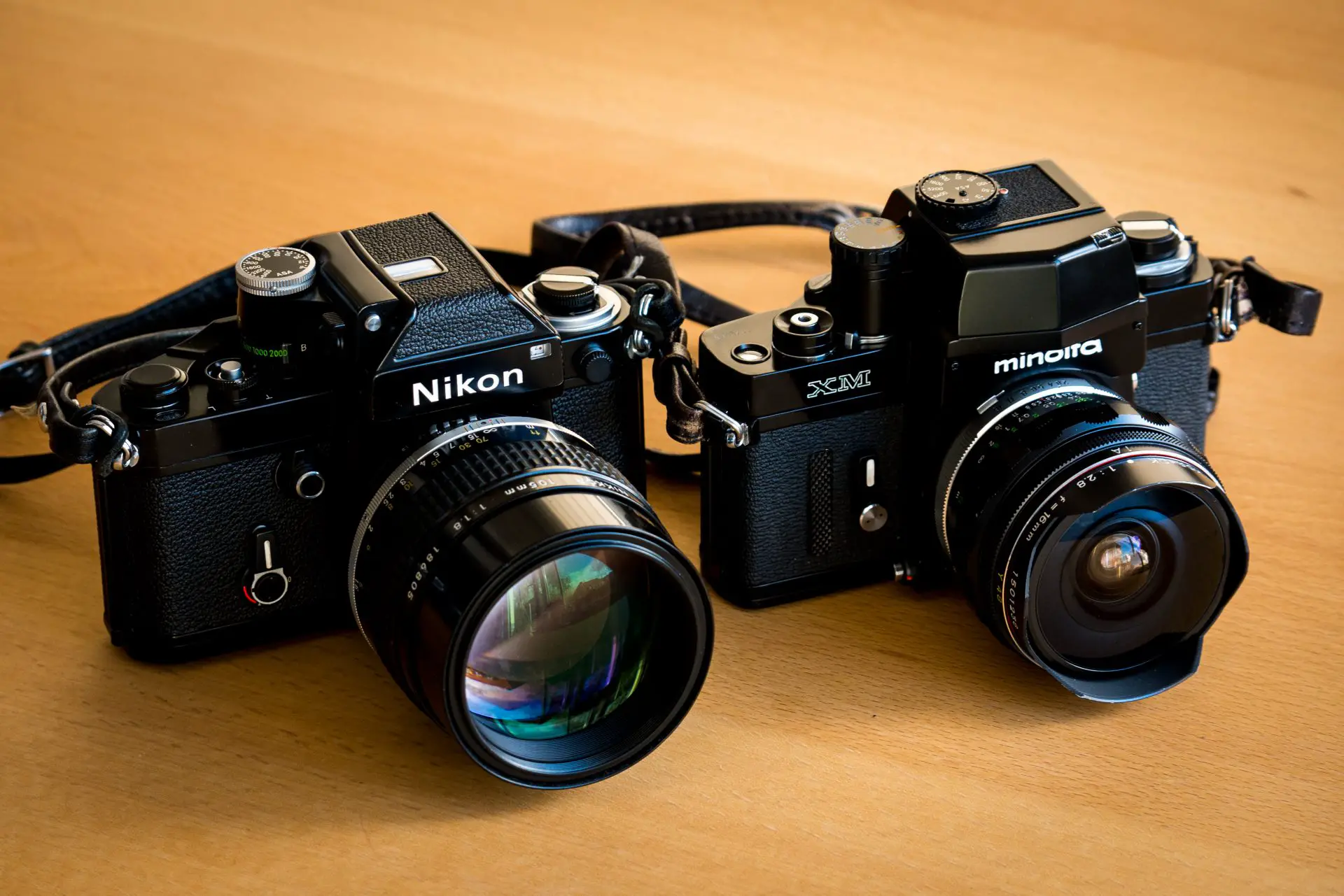 Minolta XM vs Nikon F2