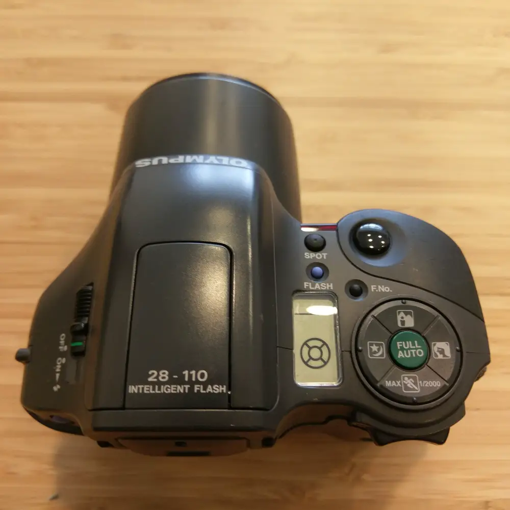 Olympus L-10 Panorama - Top