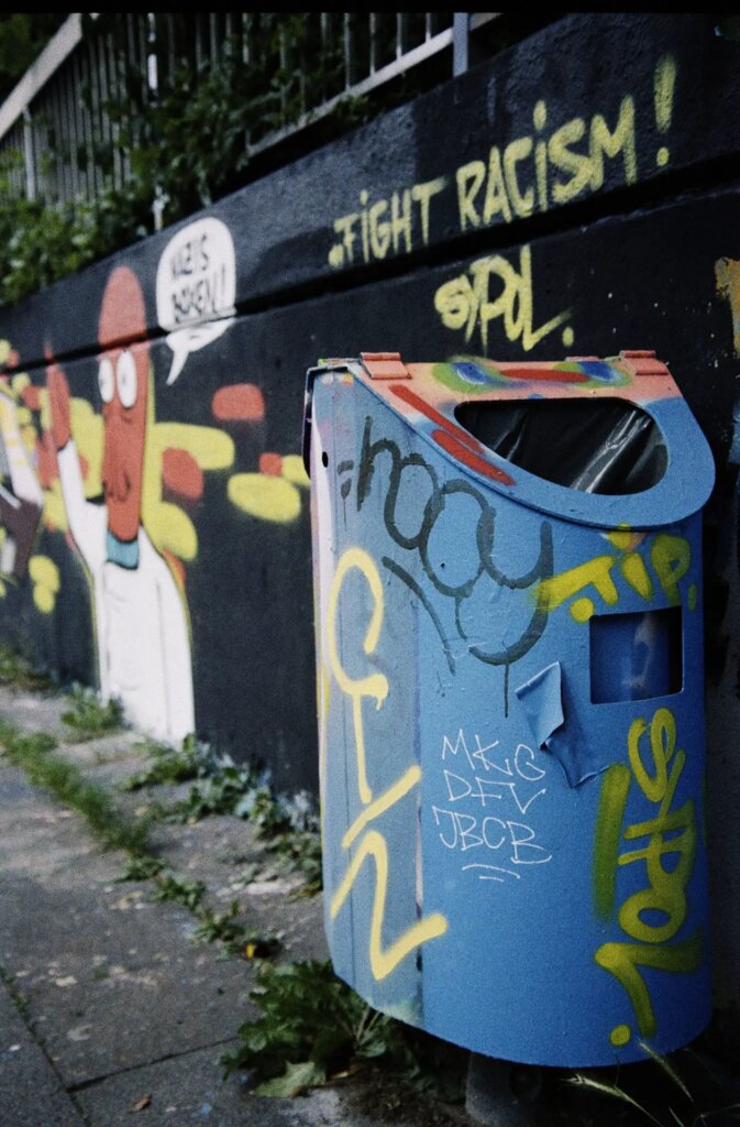 Graffiti wall and trashcan photographed on the new Orwo Wolfen NC500 cine c41 colour film