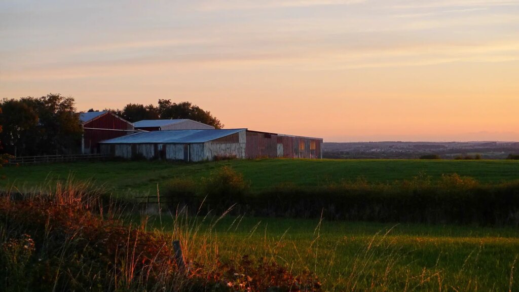 Barn at sunrise