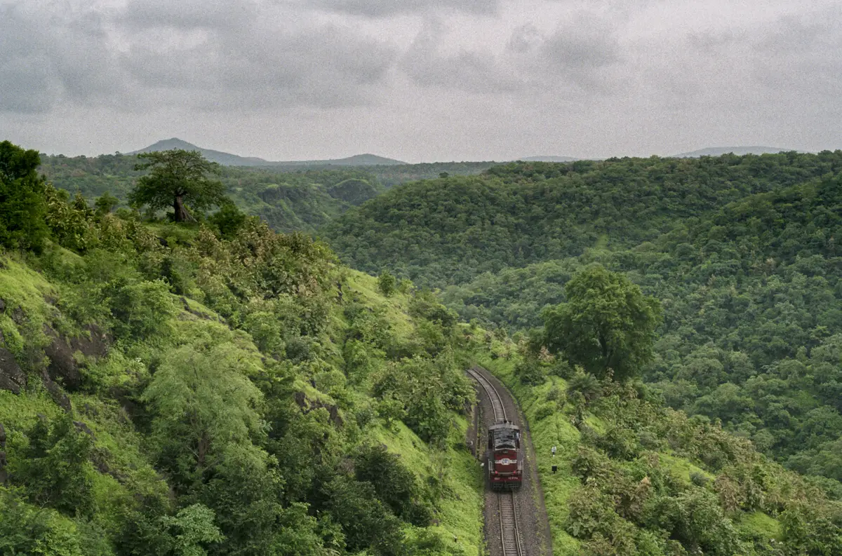 A light engine traverses the slopes of the Choral Valley