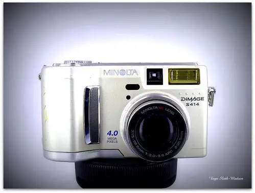 Minolta S414 camera