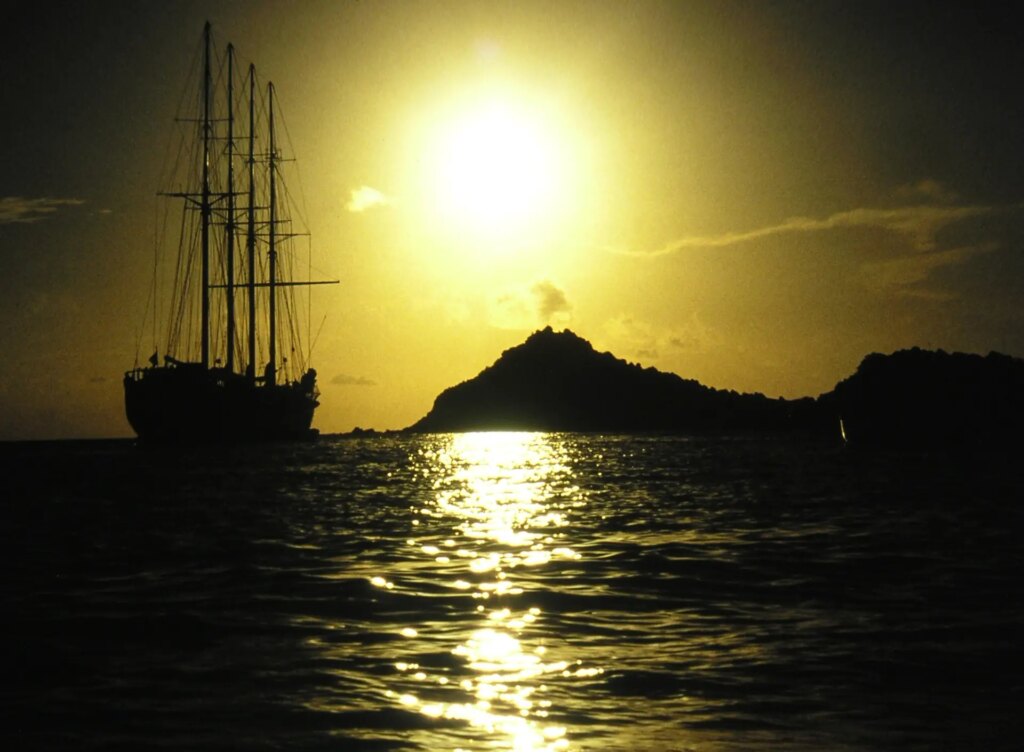 Polynesia sunset ship slide