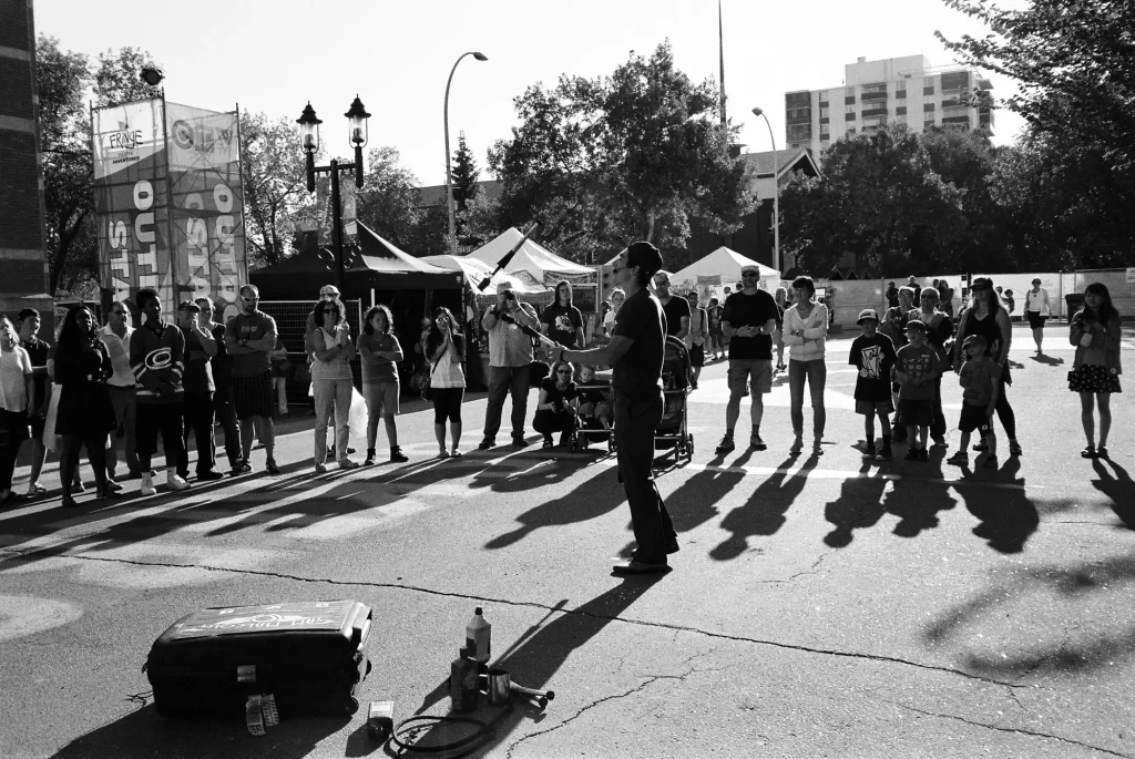 Busker, Edmonton - TMax 400