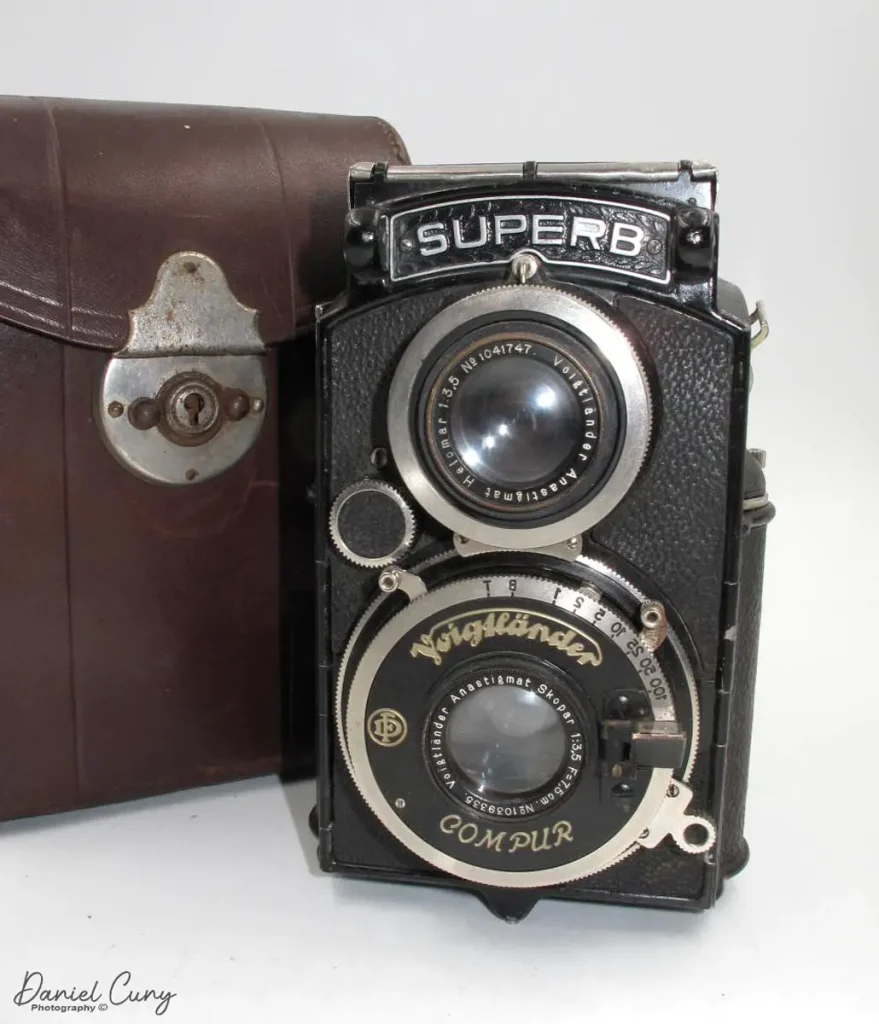 Voigtlander Superb front