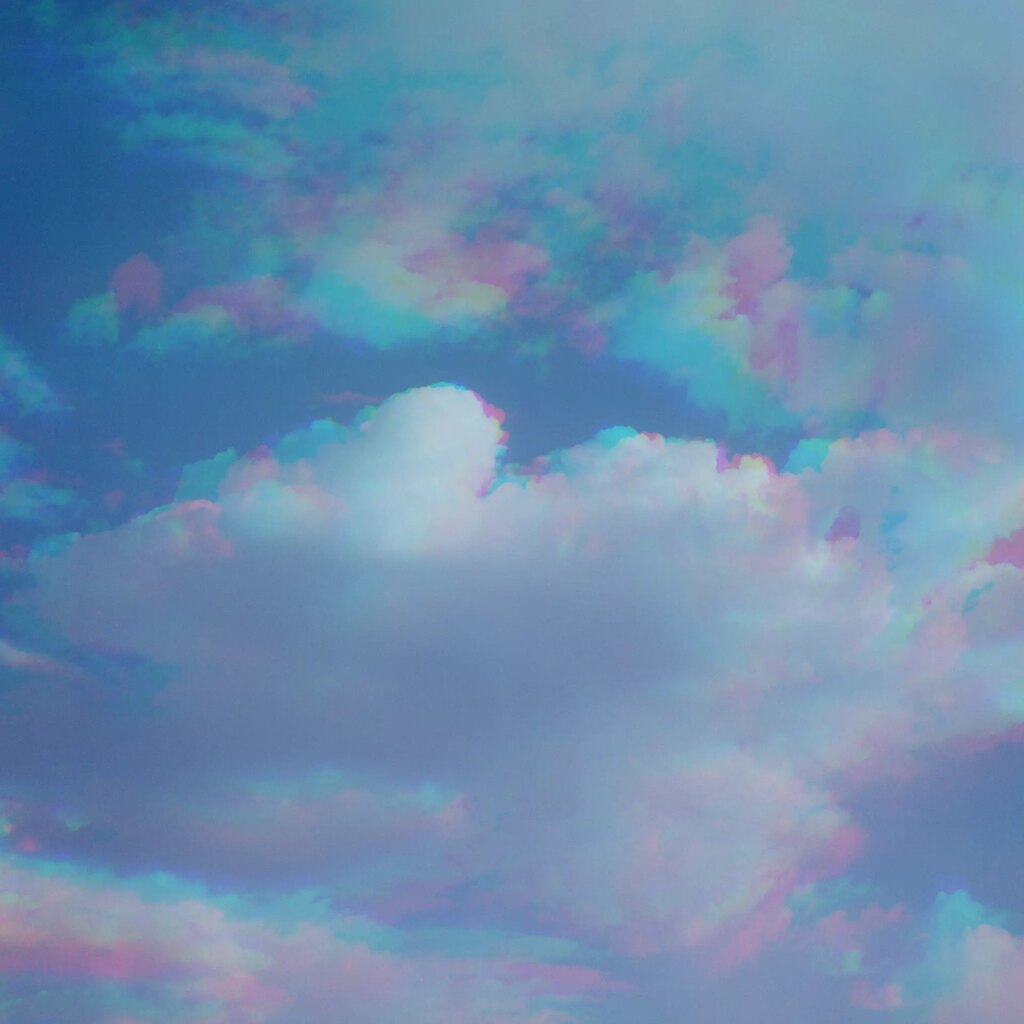 The clouds, with trichrome effect