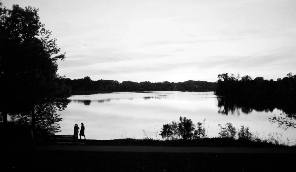 Contax S2, Carl Zeiss 28mm f2.8, Ilford HP5+ 400 pushed to 1600