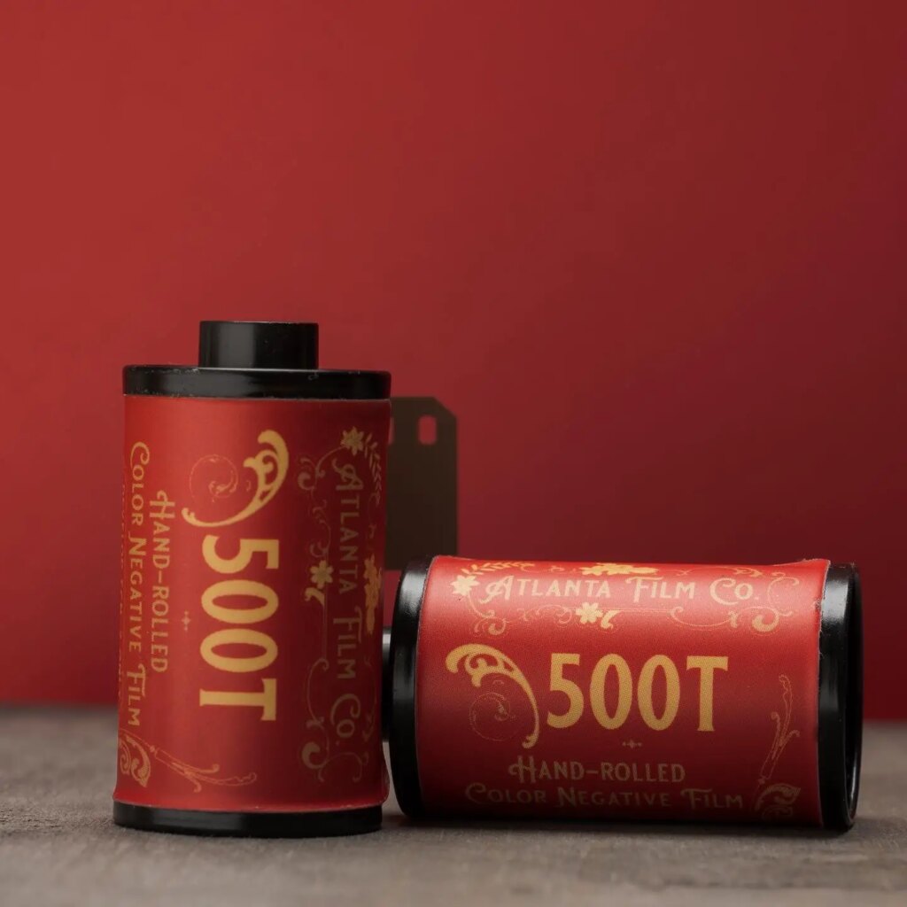 500t from atlanta film co on red background