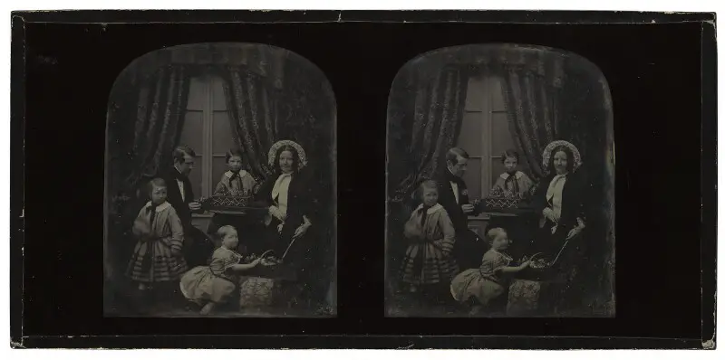 Sir Charles Wheatstone and his family. Stereoscopic daguerreotype by Antoine Claudet. 