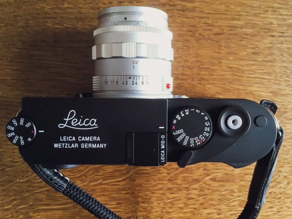 Top side of Leica M10-D with the wind-on-lever